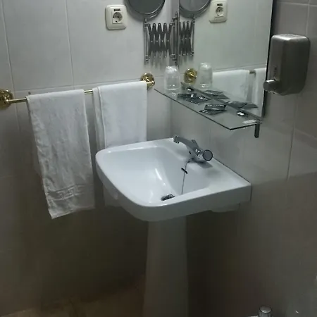 Hostal Barbate بارباتي