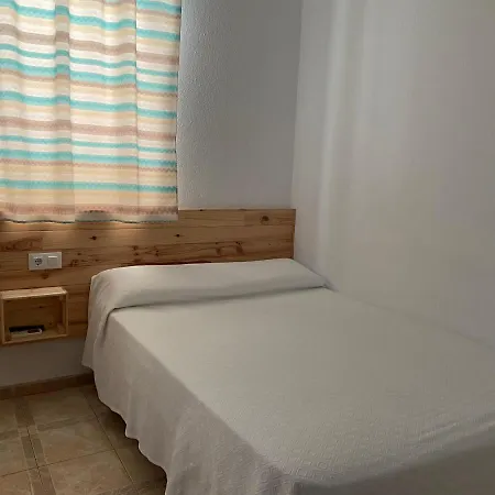 Hostal Barbate 2*